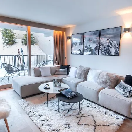 Luxueux Skis Aux Pieds, Jacuzzi Privatif Apartment *