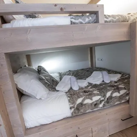 شقة Luxueux Skis Aux Pieds, Jacuzzi Privatif كورشوفيل